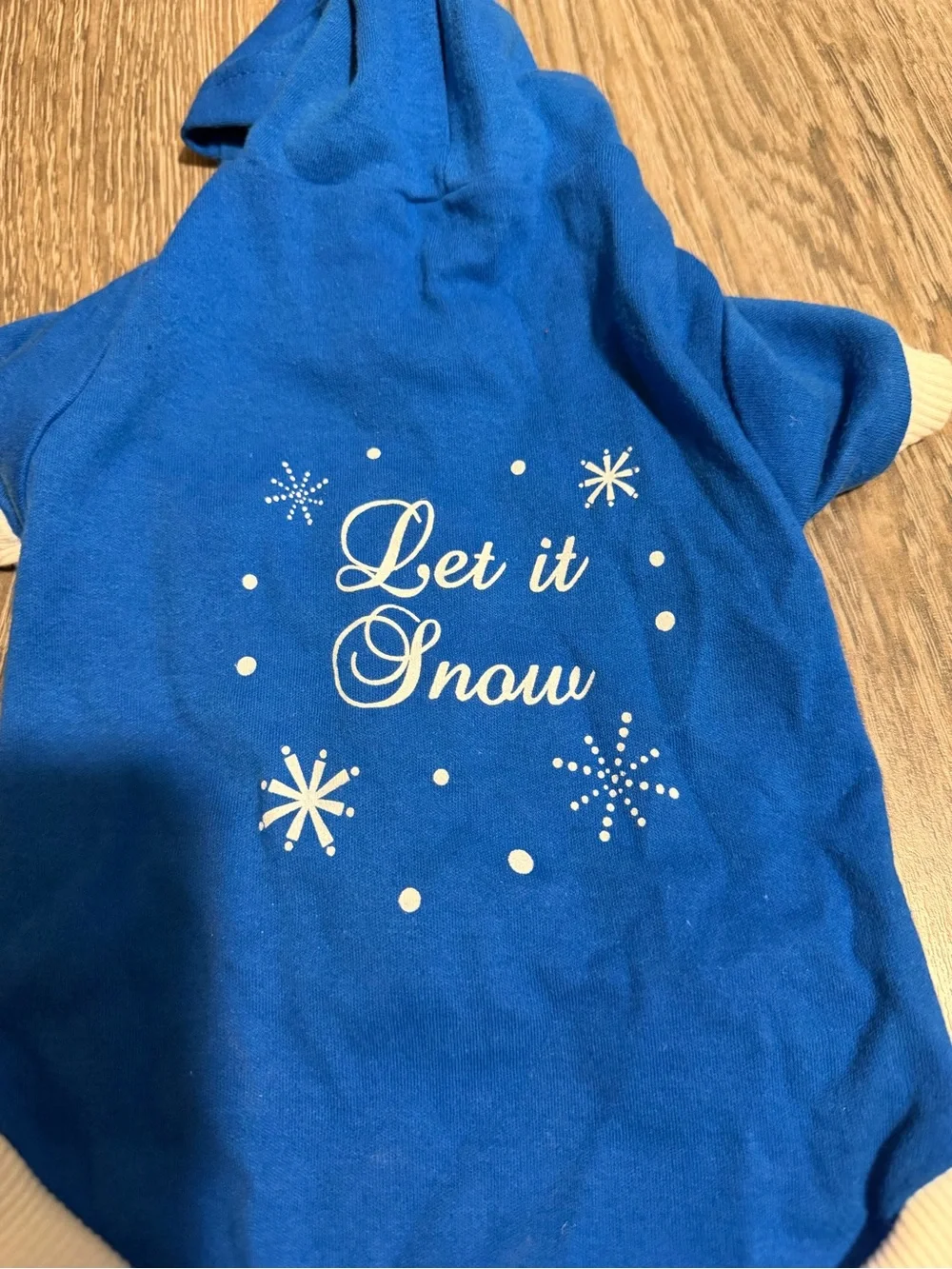 Dog let it snow shirt